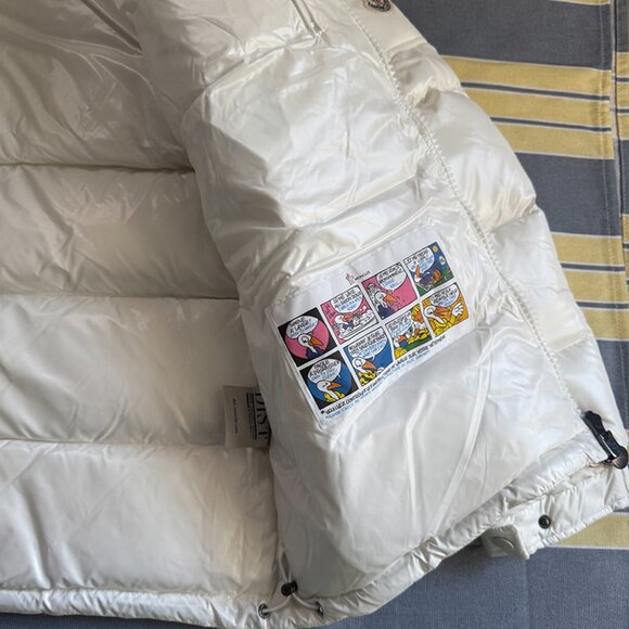 Moncler Mairefur Short Down Jacket White - Picture 5 of 11